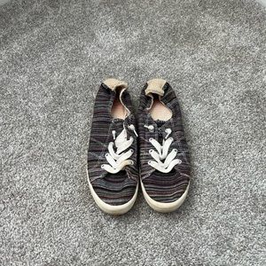 Roxy shoes